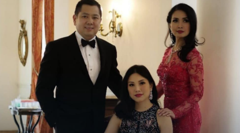 Crazy Rich Hary Tanoesoedibjo bersama istri Liliana Tanaja Tanoesoedibjo dan Putrinya Angela Tanoesoedibjo