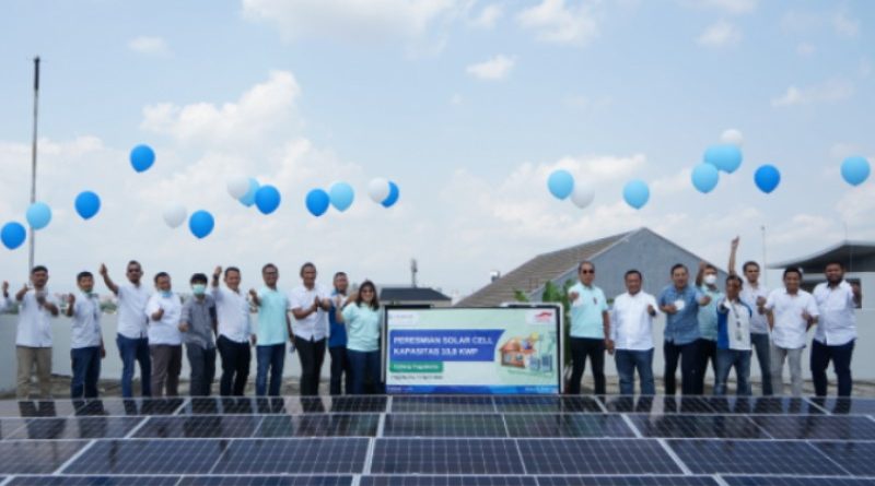 Pemasangan panel Surya