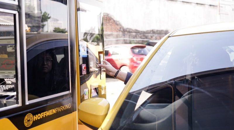 Pemilik Hoffmen Parking Cleaning