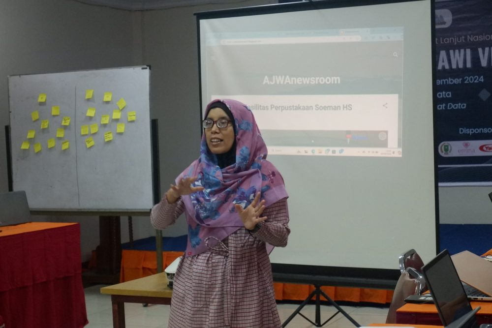 Ira Guslina Sufa Keterbukaan Informasi Publik